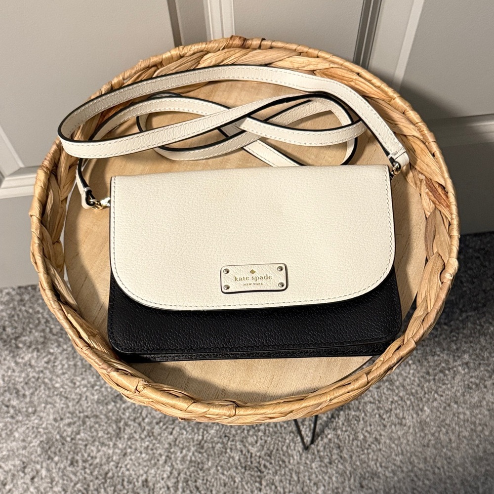 Kate Spade Black and White Crossbody Bag